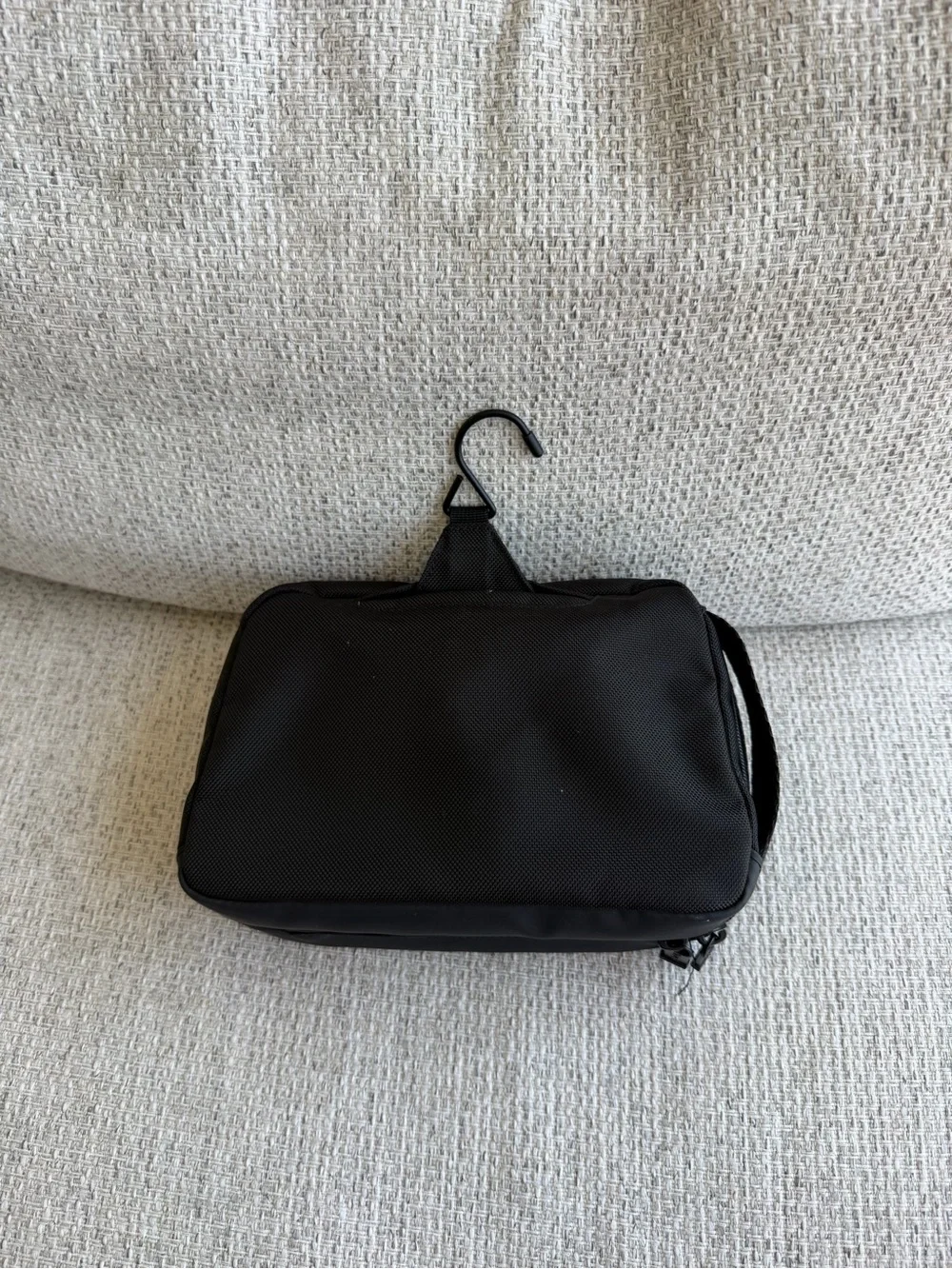 Tumi Alpha Bravo travel Kit